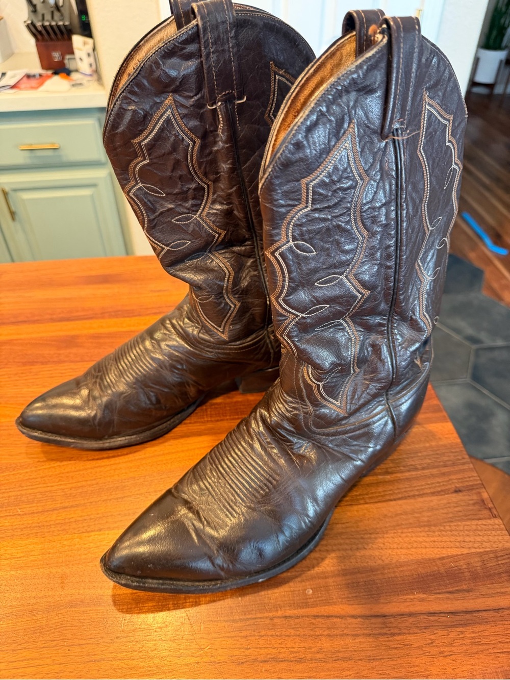 Tony Lama Cowboy Boots Men's 11.5 EE Wide - style 2963 Western